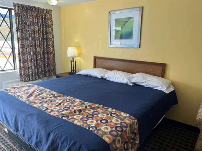 Bedroom 3, 712 INN, Horry
