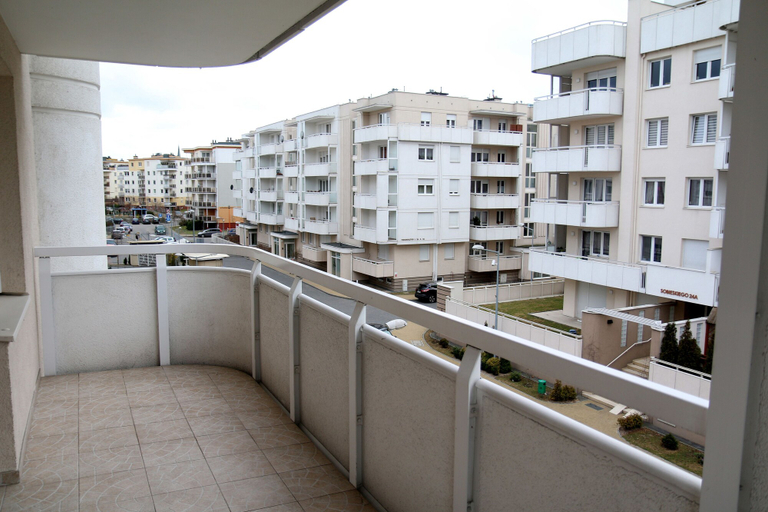 Others 5, Apartament F&J 12, Toruń City