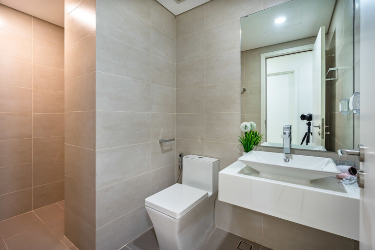Bathroom 3, Star Glory Millennium Riverside, District 4