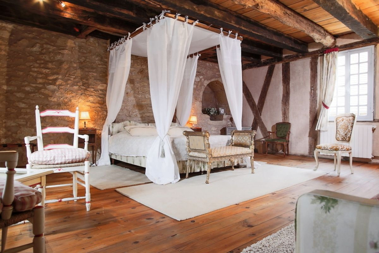 Bedroom 1, Hôtel La Roseraie, Dordogne