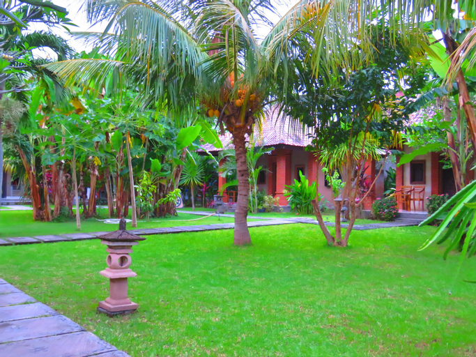Exterior & Views 3
