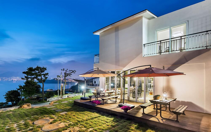 Blooming Pension, Yeosu