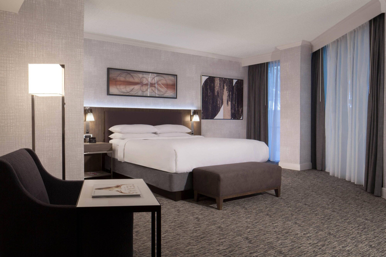 Bedroom 3, Dallas Marriott Downtown, Dallas
