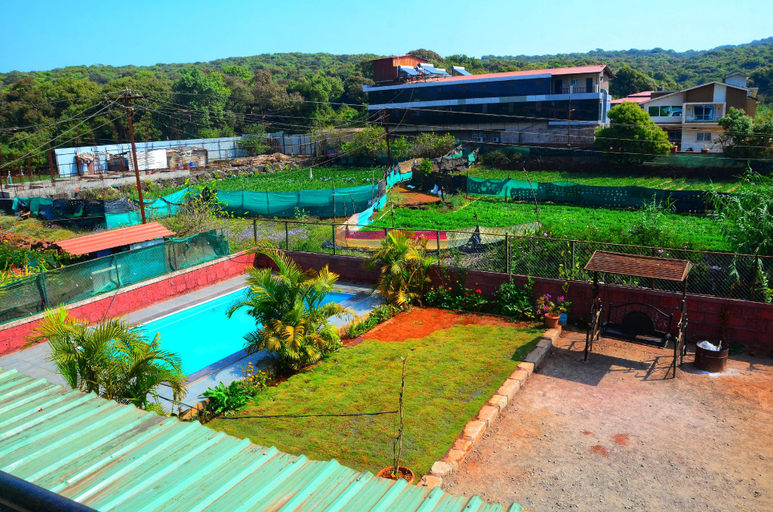 Sport & Beauty 5, Lingmala Greens Villa, Satara