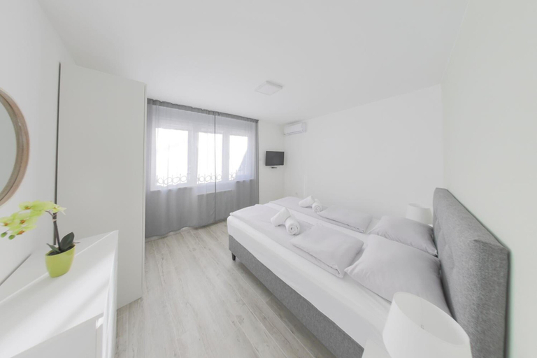 Bedroom 3, Live & Sleep, Novi Sad
