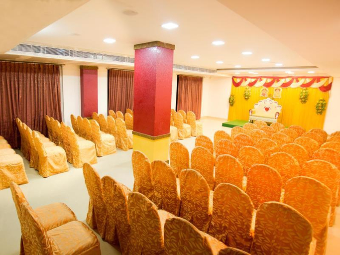 Others 5, Hotel AMR Evvergreen, Salem