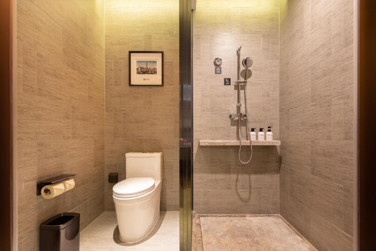 Bathroom 5, Atour Hotel Zhongshan North Railway Station V-Park Square, Zhongshan