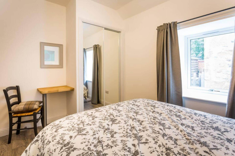 Bedroom 2, Ideal Couples Base for Exploring the Isle of Arran, North Ayrshire