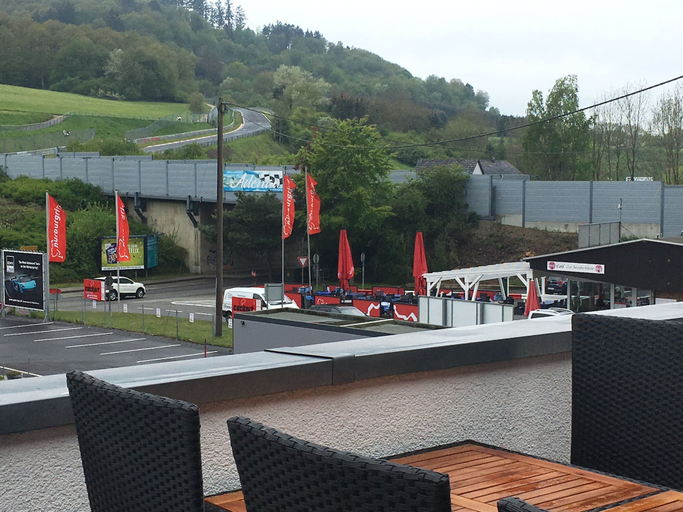 Food & Drinks 5, Nringrooms Exit-Breidscheid, Ahrweiler