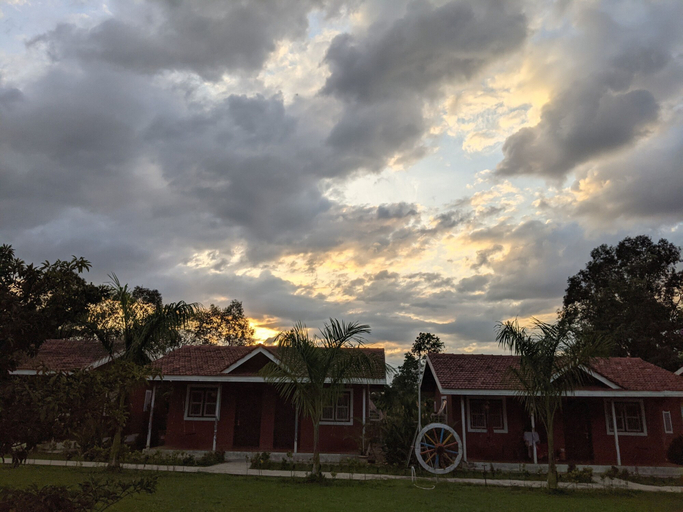 Exterior & Views 1, Mango Tree Farm, Raigarh