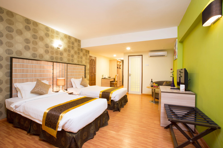Bedroom 3, Uptown Hotel, Yangon