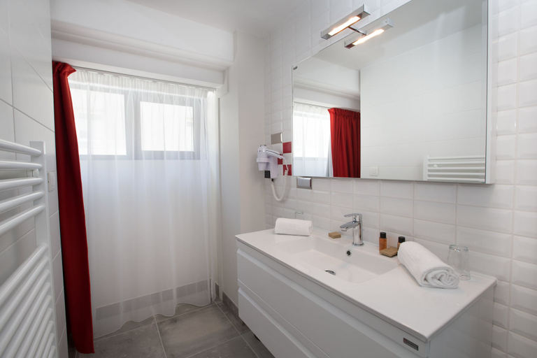 Bathroom 5, Hôtel La Fabrique, Charente-Maritime
