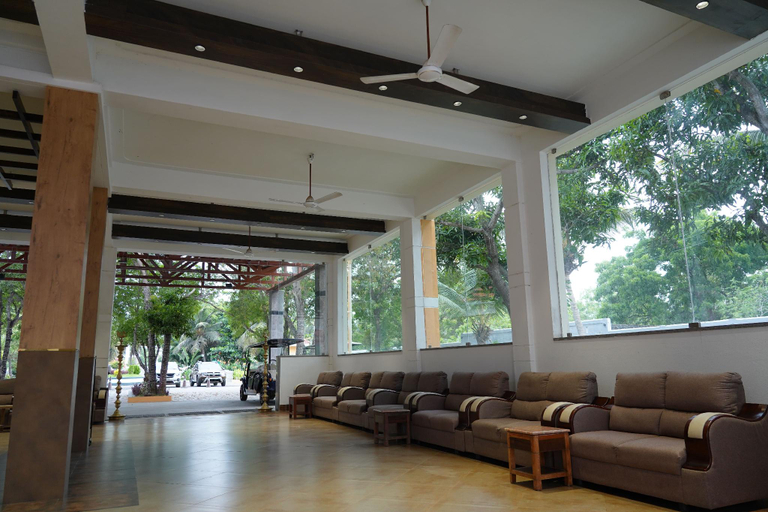 Public Area, Coral Beach Resort, Kancheepuram