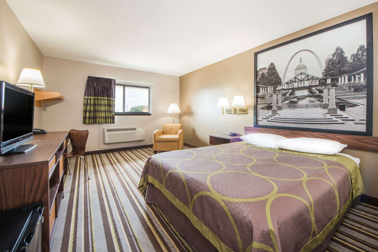 Bedroom 3, Super 8 by Wyndham Nevada, Vernon