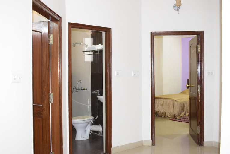 Bathroom 4, Hotel Bodhi Residency, Gaya