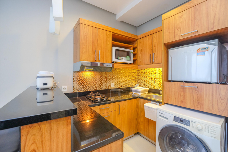 Exterior & Views 5, Exclusive and Comfy Studio Kemang Mansion Apartment By Travelio, South Jakarta