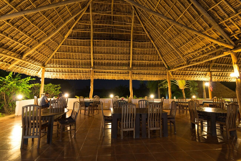 Food & Drinks 3, Bomani Beach Bungalows, Bagamoyo