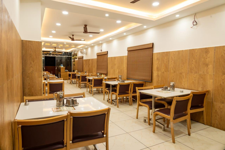 Food & Drinks 5, Hotel Harish Palace , Ramanathapuram