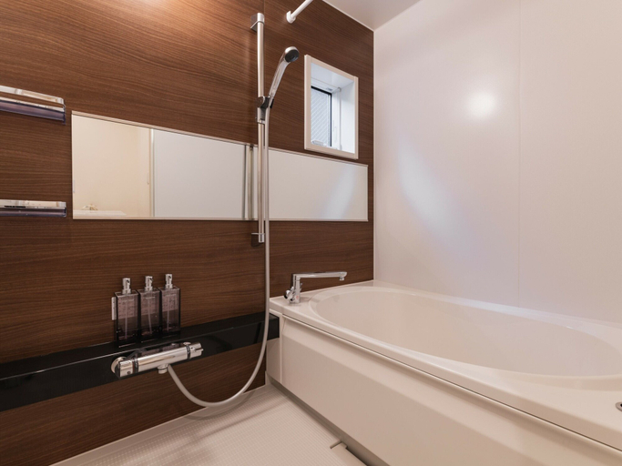 Bathroom 3, Ambicia Sasebo, Sasebo