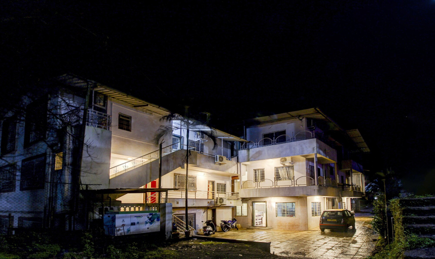 Exterior & Views 2, Treebo Trip Hotel Guru Krupa, Satara