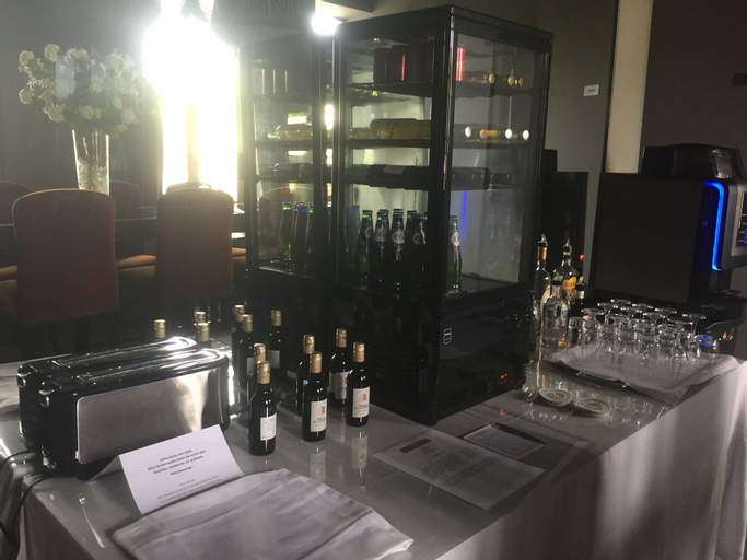 Food & Drinks 4, Hotel Ligaro, Charente