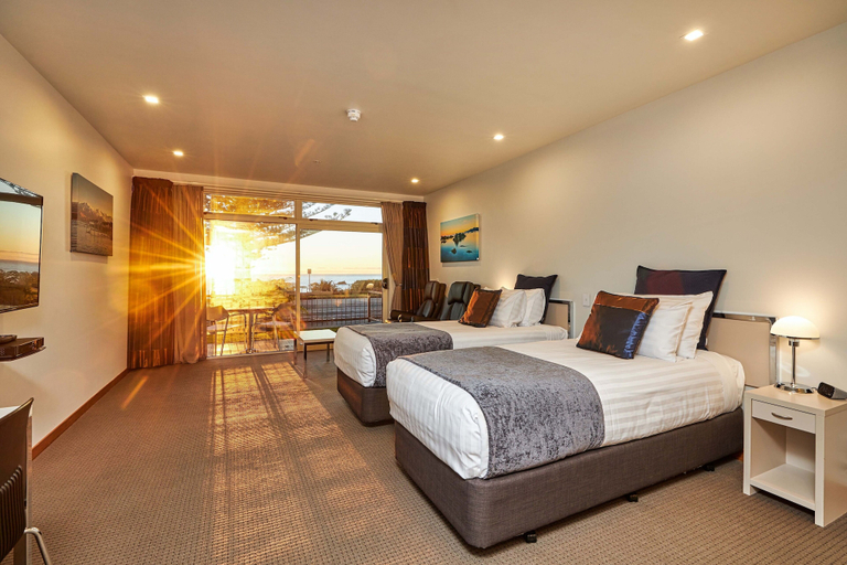 Bedroom 2, The White Morph - Heritage Collection, Kaikoura
