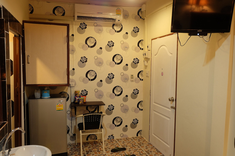 Bathroom 4, Decor Do Hostel, Khlong San