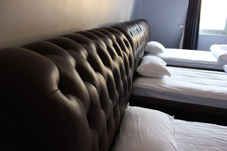 Bedroom 13