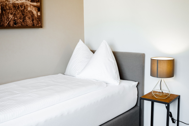 Bedroom 3, Hotel Alpenblick, Luzern