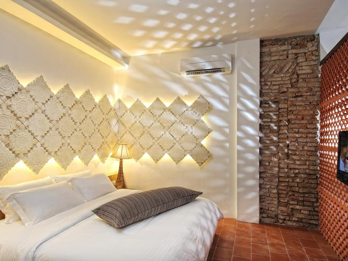 Bedroom 3, Courtyard @ Heeren Boutique Hotel, Malacca City
