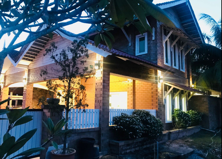 Exterior & Views 3, Mom's Sweet Home, Kuala Terengganu