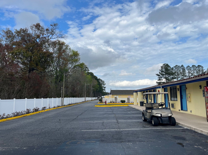 Public Area 5, 712 INN, Horry