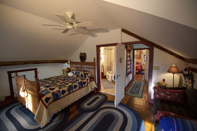 Bedroom 2, Osceola Mill House B&B, Lancaster