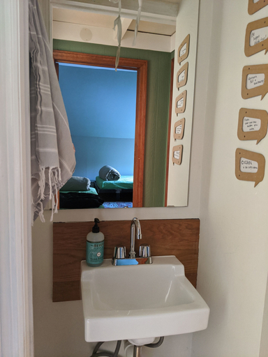 Bathroom 4, Hostel Tevere, Washington