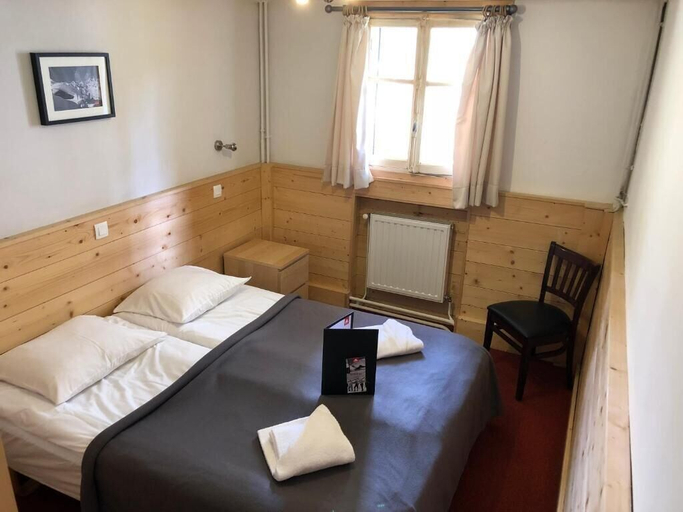 Bedroom 2, Klubhotel Le Refuge by Skinetworks, Isère