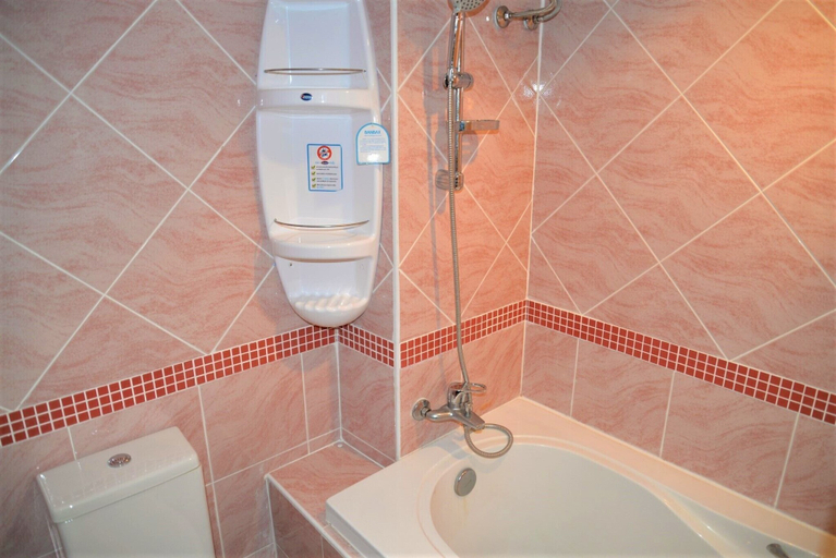 Bathroom 4, 1-bed Condo at Jomtien Beach - Sleeps 2, Pattaya