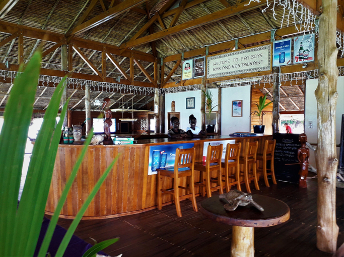Food & Drinks 5, Fatboys Resort, Gizo