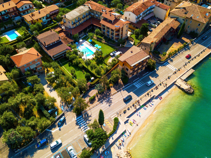 Exterior & Views 2, Villa Isabella Hotel & Residence, Verona