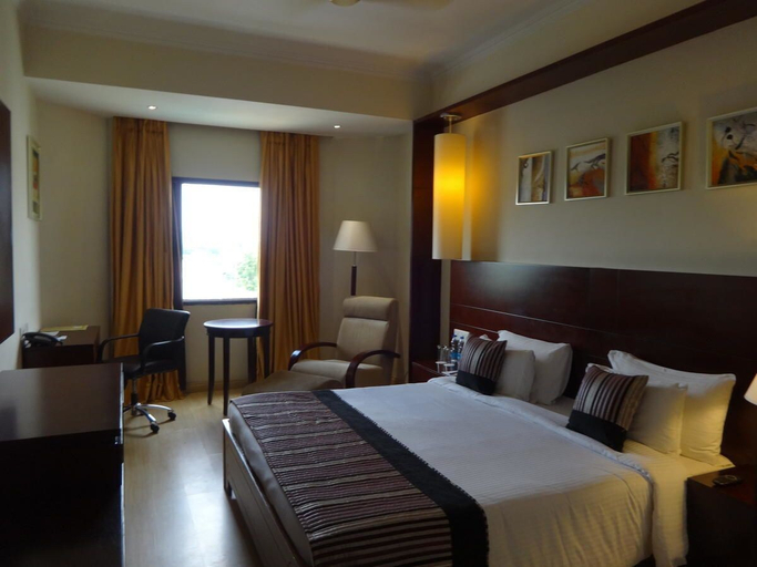 Bedroom 3, Golden Tulip Udaipur, Udaipur