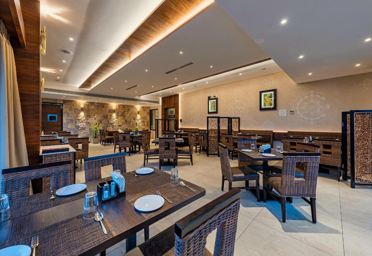 Others 3, Grand Regal, Islampur , Sangli