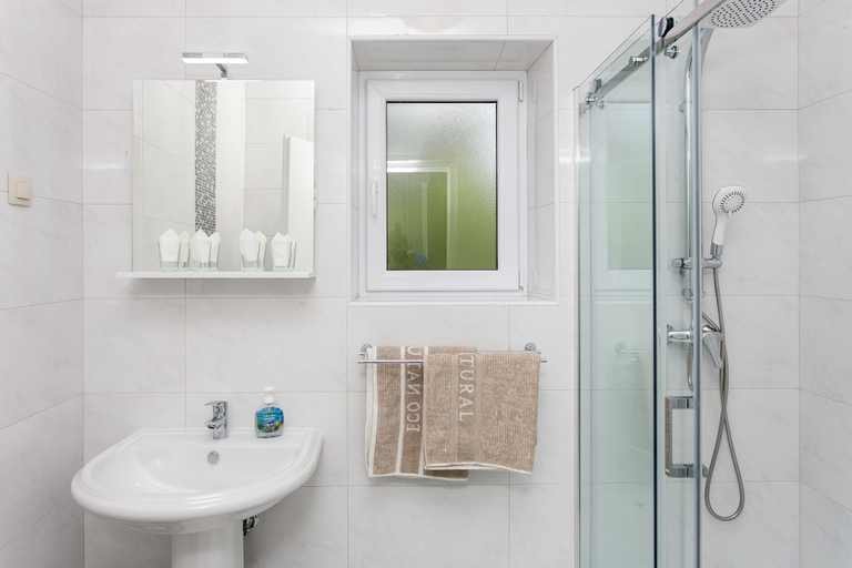 Bathroom 4, Apartments Villa Mirjana, Župa Dubrovačka
