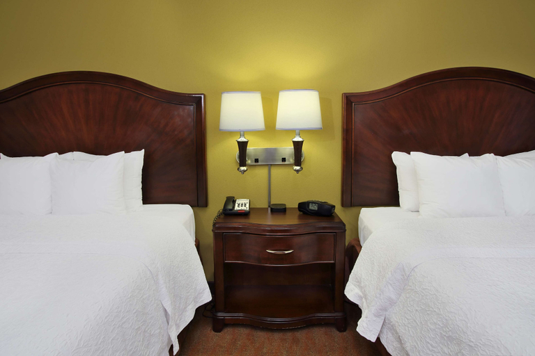 Bedroom 3, Hampton Inn & Suites Conroe - I-45 North, Montgomery