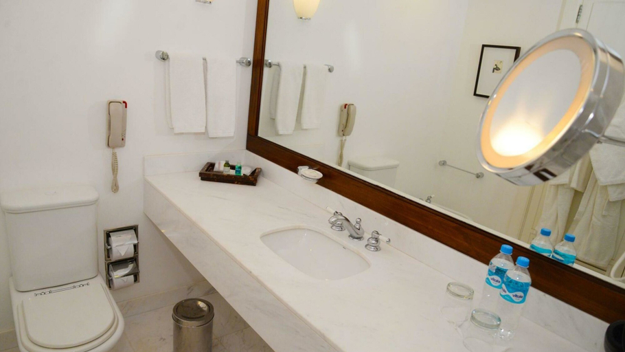 Bathroom 4, Punta del Este Resort & Spa, n.a337