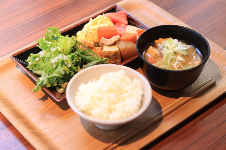 Food & Drinks 5, Turn Table, Shibuya