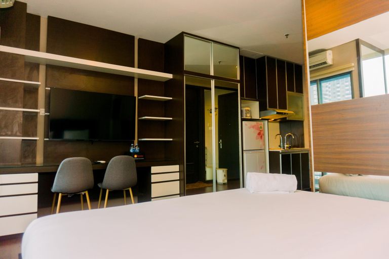 Others 2, Homey And Minimalist Studio Room At Gp Plaza Apartment, Jakarta Pusat
