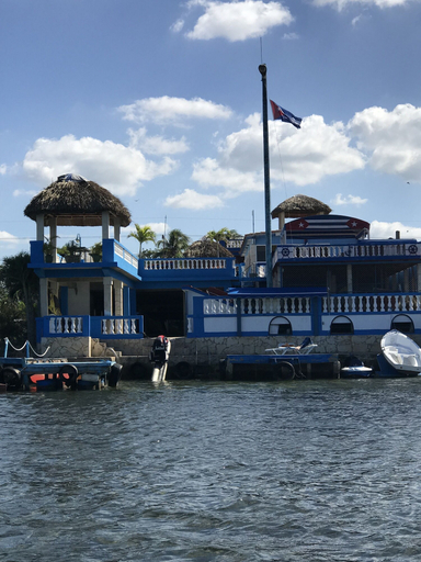Exterior 3, Hostal Ramiros, Plaza de la Revolución
