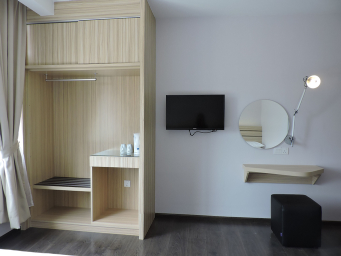 Bedroom 9