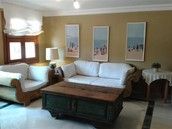 Bedroom 3, Large Beach Side Villa Near Marbella, Málaga