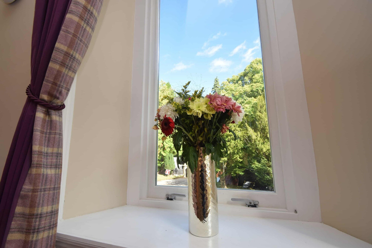 Others 3, Rosedene Highland House - Emperor Studio Apartment 3, Highland