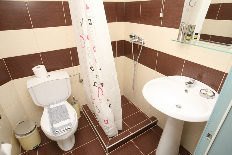Bathroom 5, Sun Hotel, Central Macedonia